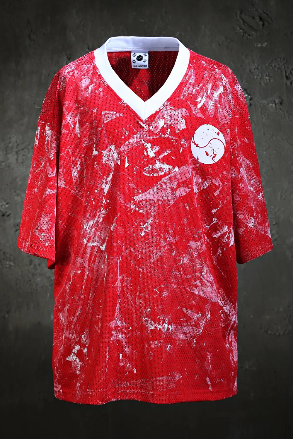 ByTheR Rough Painting Taegeukgi V-Neck Mesh Short-Sleeve T-Shirt Red Detail