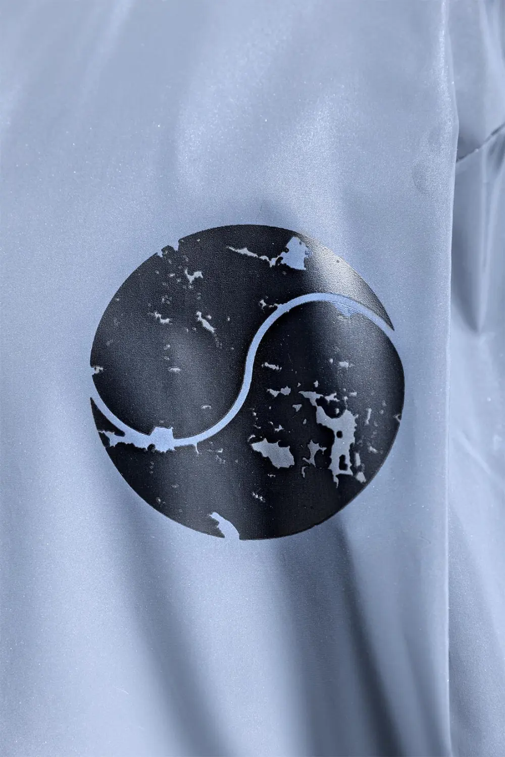 ByTheR Vintage Taegeukgi Reflective Windbreaker Detail