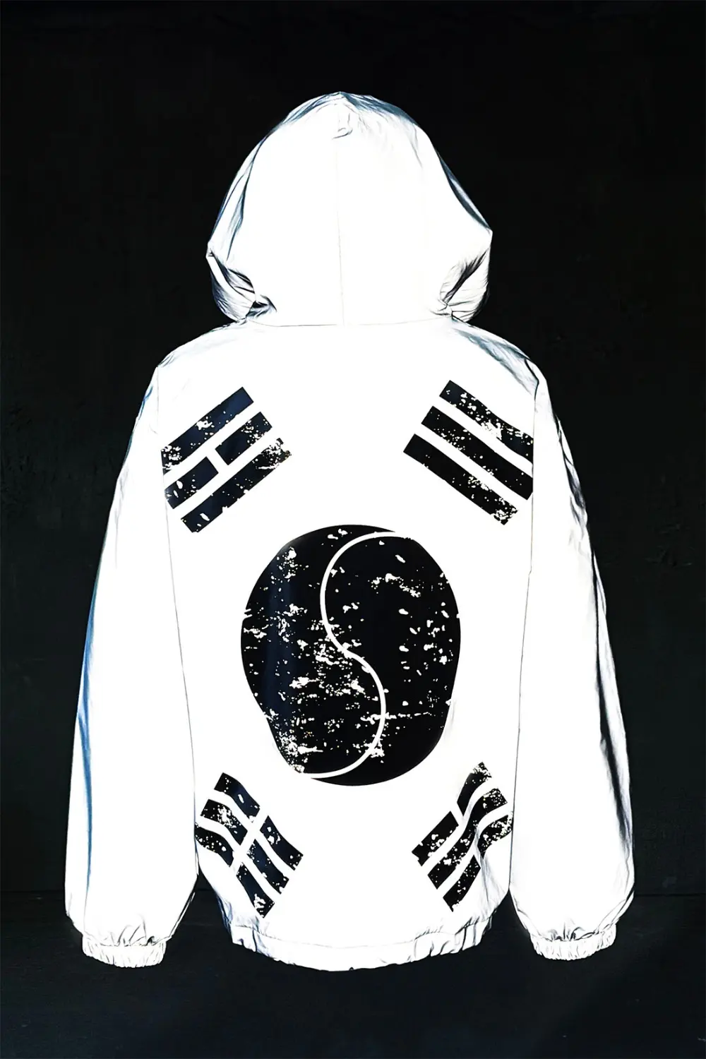 ByTheR Vintage Taegeukgi Reflective Windbreaker Detail