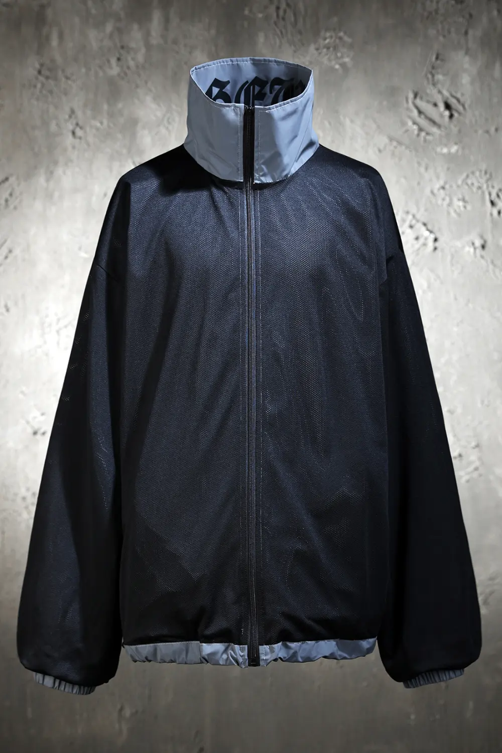 ByTheR Vintage Taegeukgi Reflective High-Neck Windbreaker Detail
