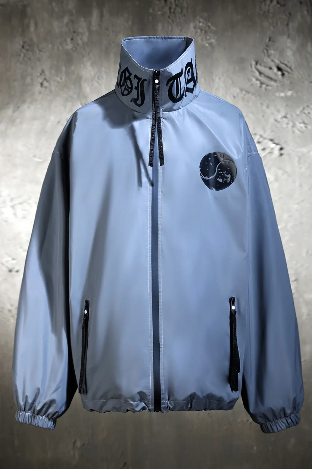 ByTheR Vintage Taegeukgi Reflective High-Neck Windbreaker Detail