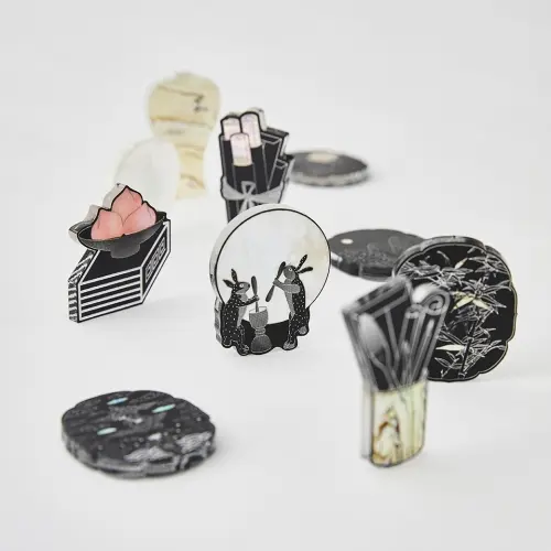 Craft Garden Mother-of-Pearl Magnet