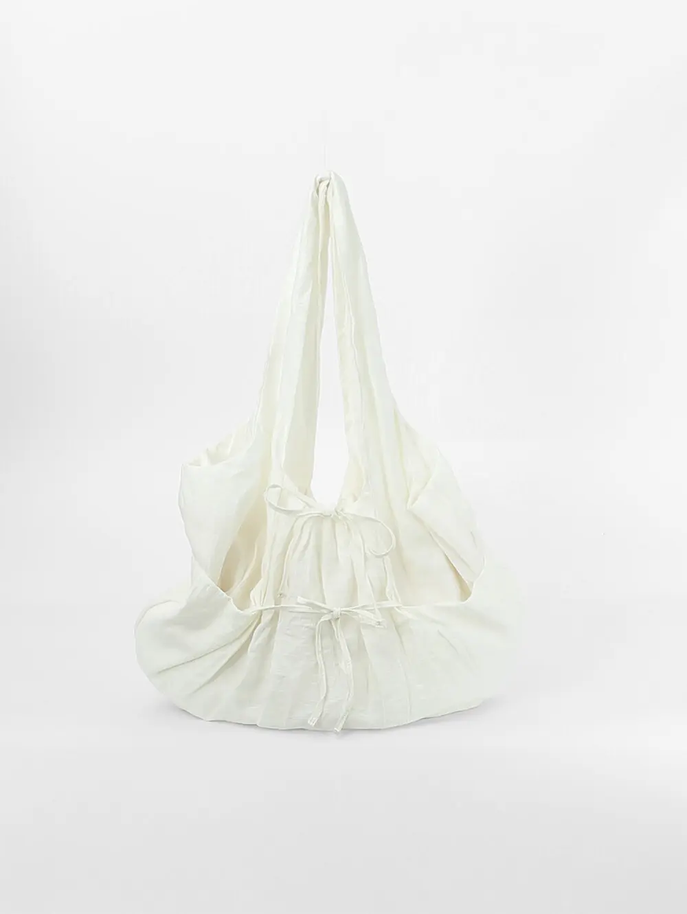 LUNE Shirred Drawstring Fabric Shoulder Bag - 2 Colors (Ivory, Dark Brown) Detail