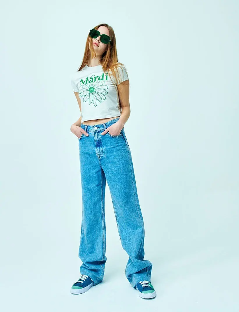 Mardi Women's Cropped Flower T-Shirt