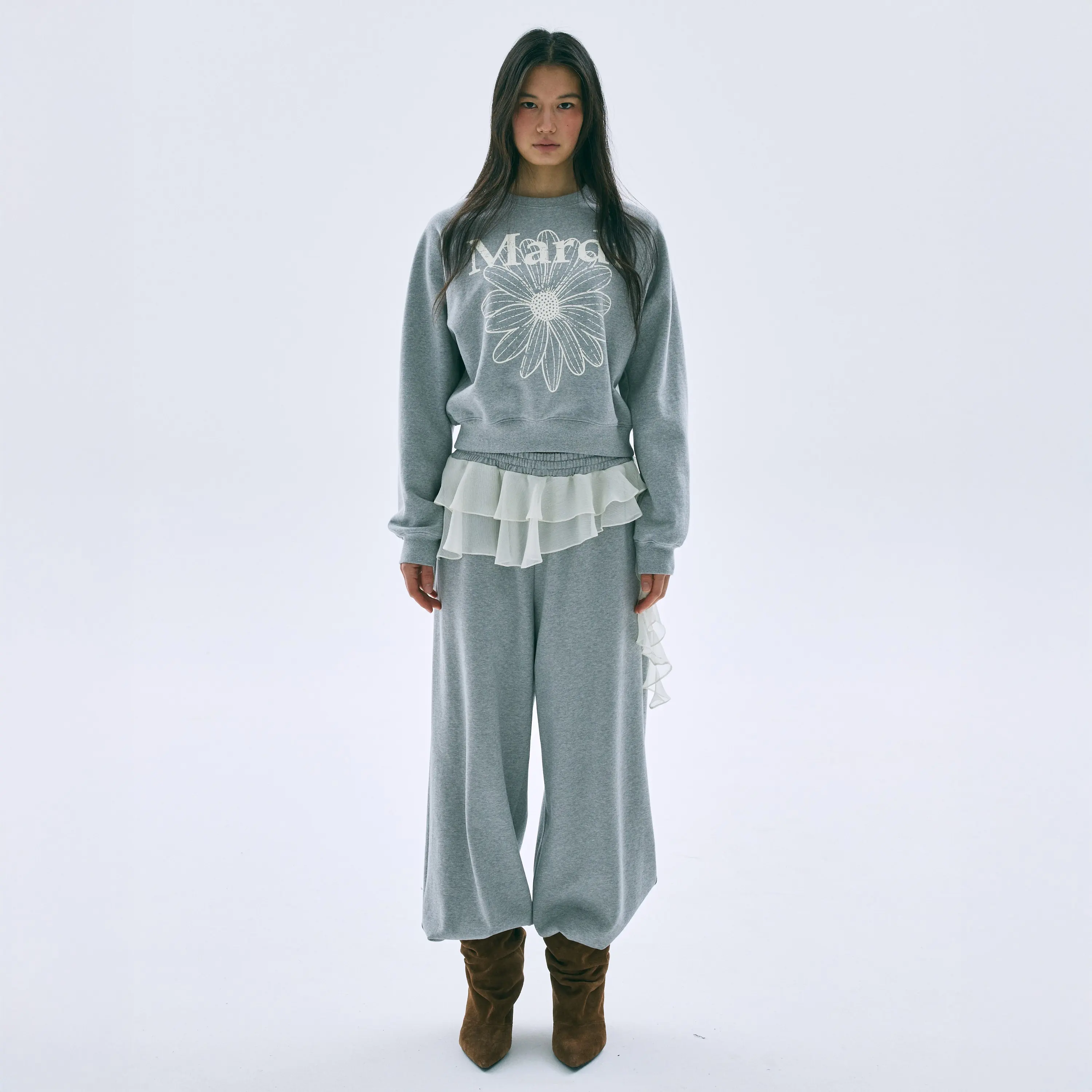 Mardi Women's Flower Mardi Raglan Cotton Sweatshirt