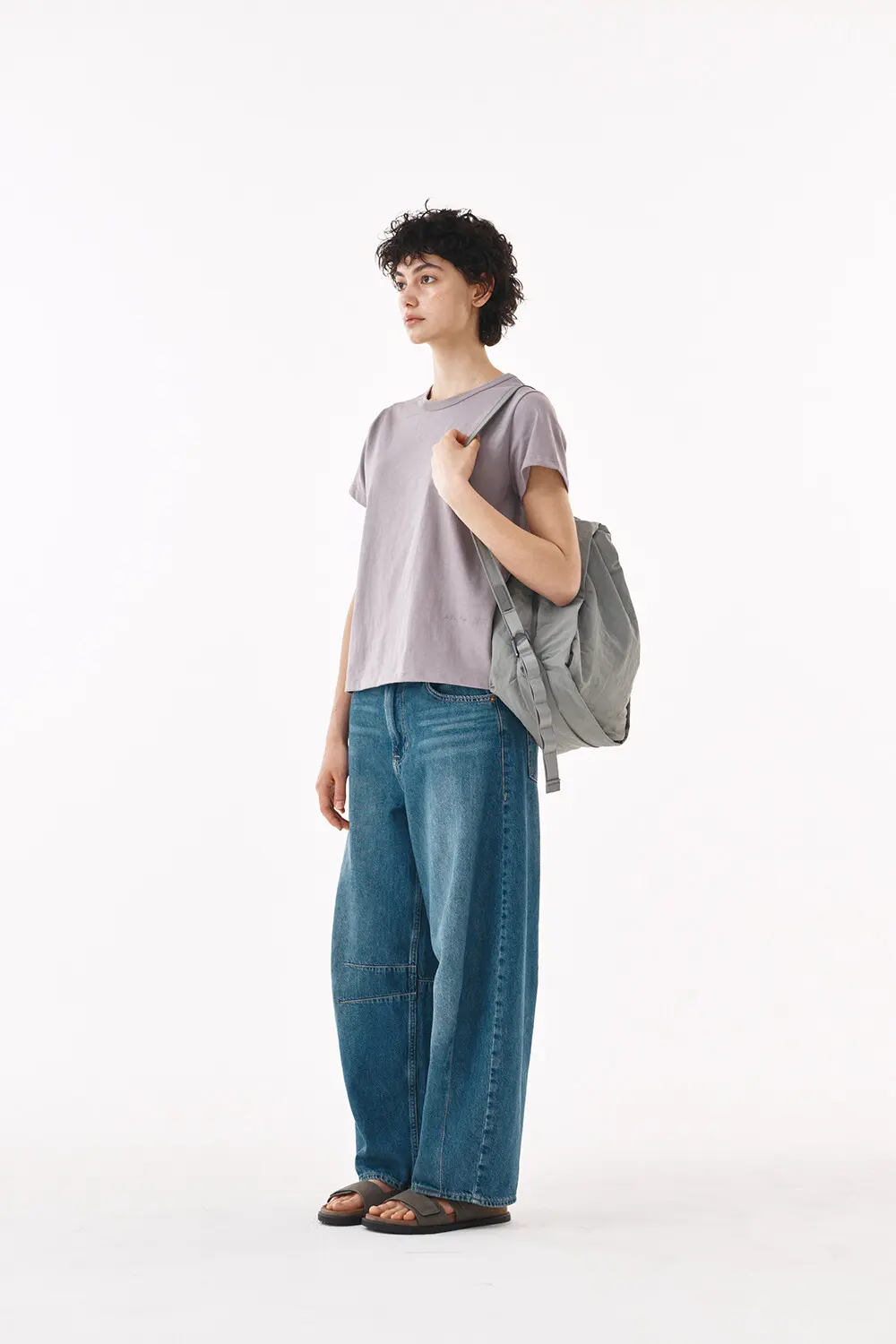 PETA Nylon Shoulder Bag 2 Colors Detail