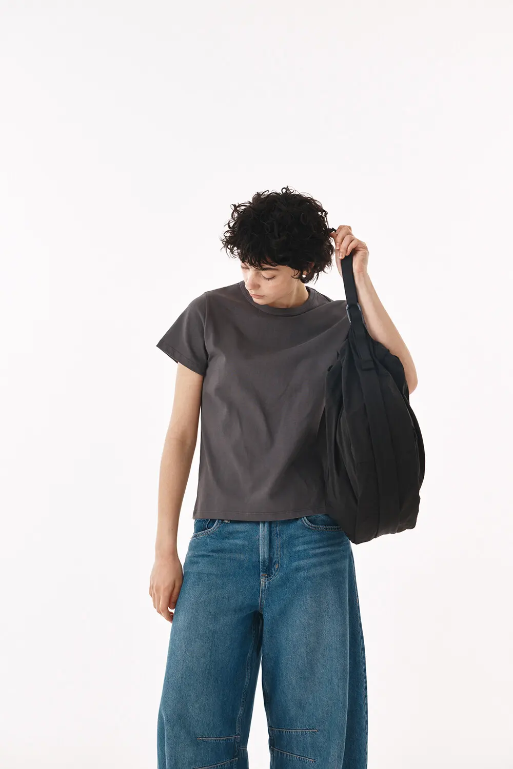 PETA Nylon Shoulder Bag 2 Colors Detail