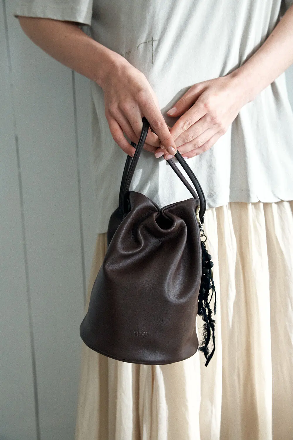 YURT LINGLING Leather Bucket Bag