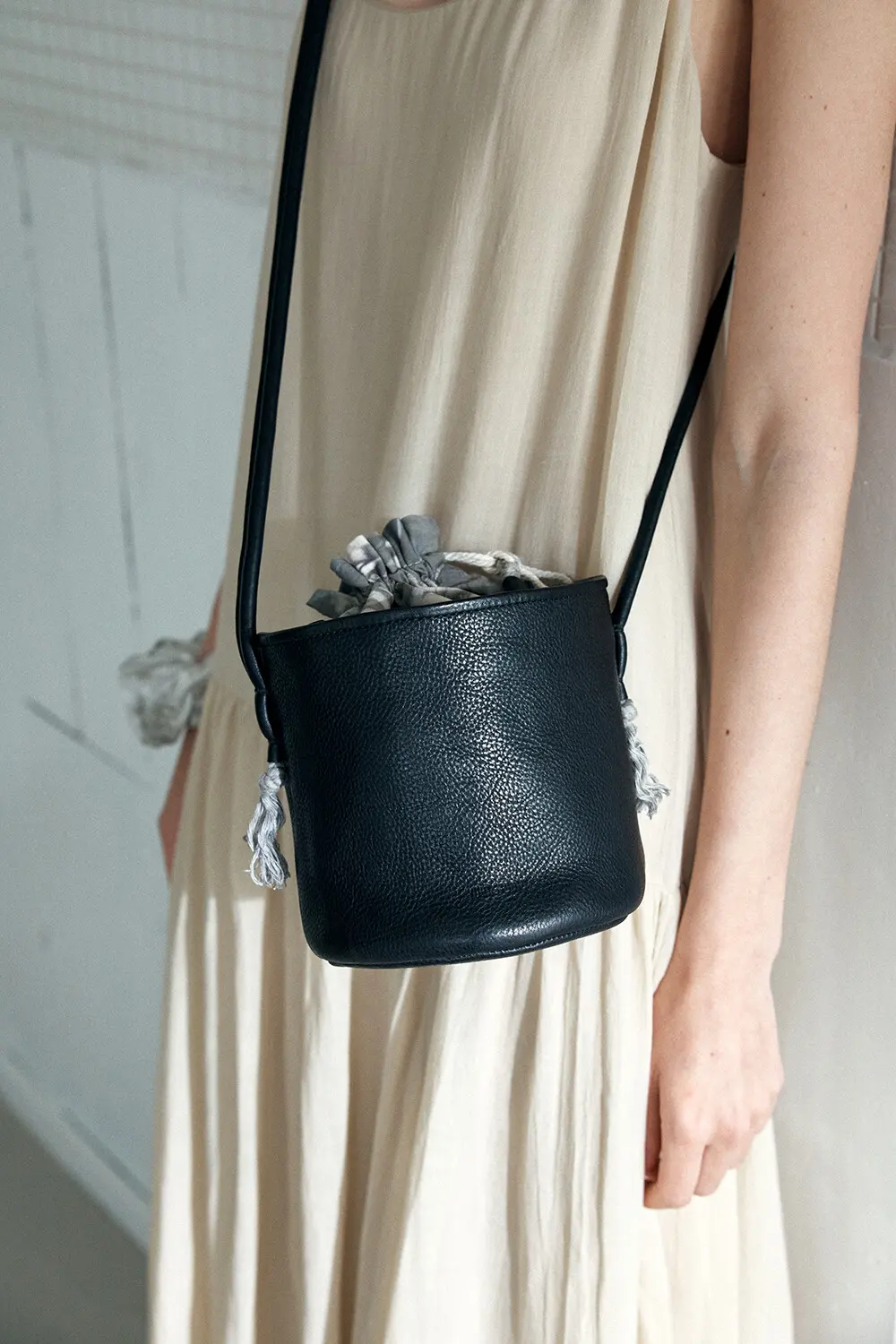 YURT Mani Leather Bucket Bag with Naturally Dyed Drawstring Pouch, 3 Colors Detail