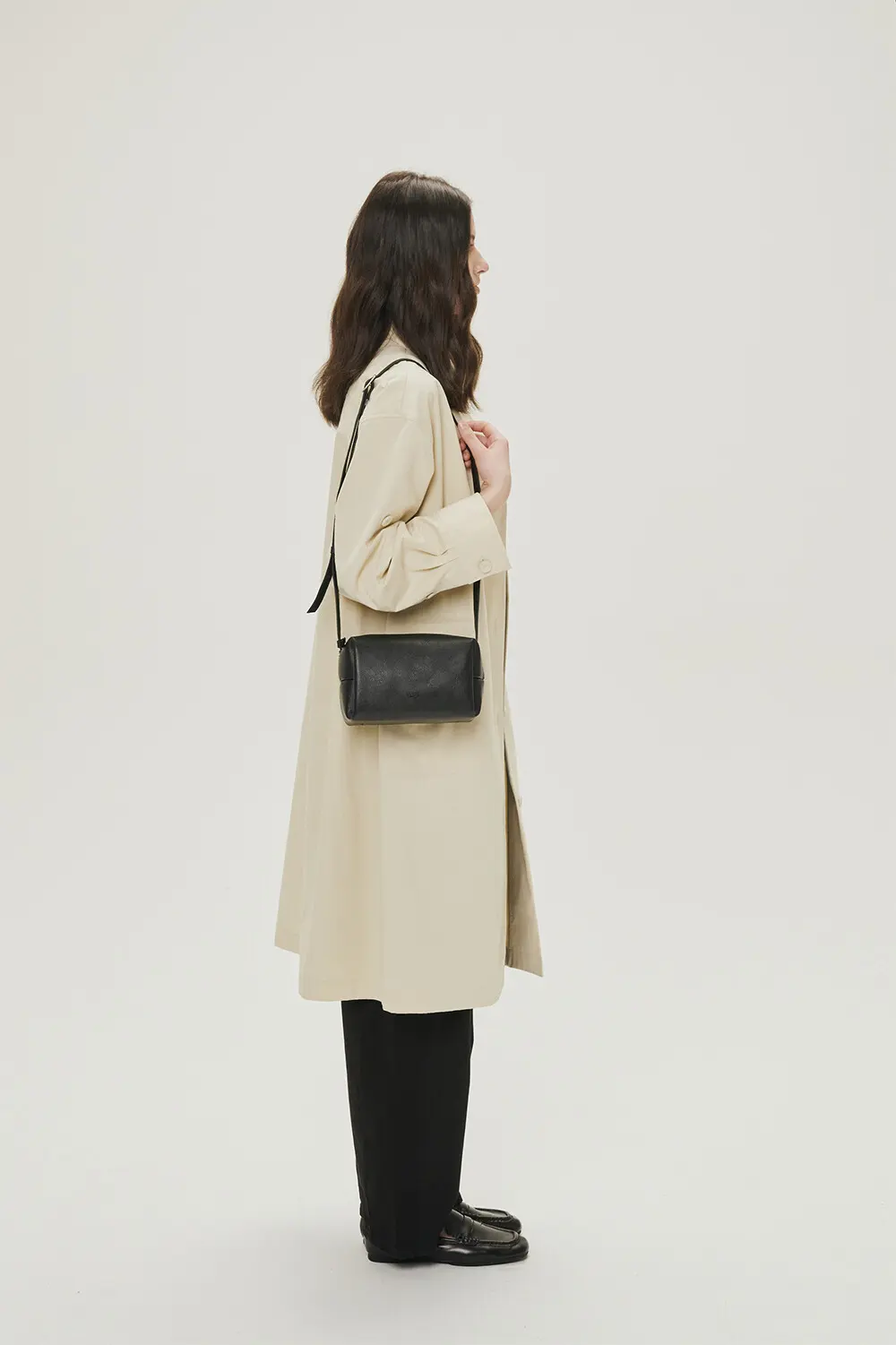 YURT Tofu Leather Shoulder Crossbody Bag (4 Colors) Detail