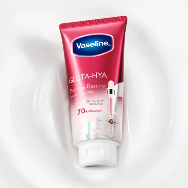 Vaseline Glutahya Pro-Age Restore Body Lotion 300ml