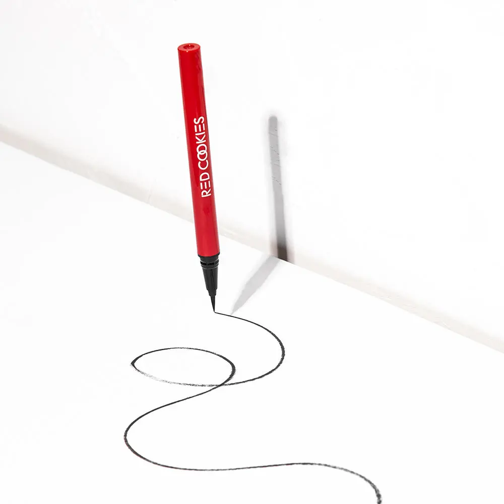 RED COOKIES NUNKEN Matte Eyeliner Black 0.5 g