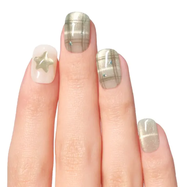 DASHING DIVA Magic Press Sage Star (Regular Round) Nail Tips - MDA6F016RGA