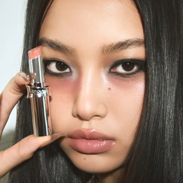 RISKY Hyper Shine Lipstick