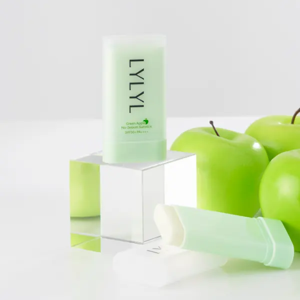 LYLYL Green Apple No-Sebum Sunstick 18.5g