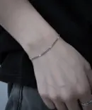 CREAM SODA LAB Minimal Seashell Point Chain Bracelet