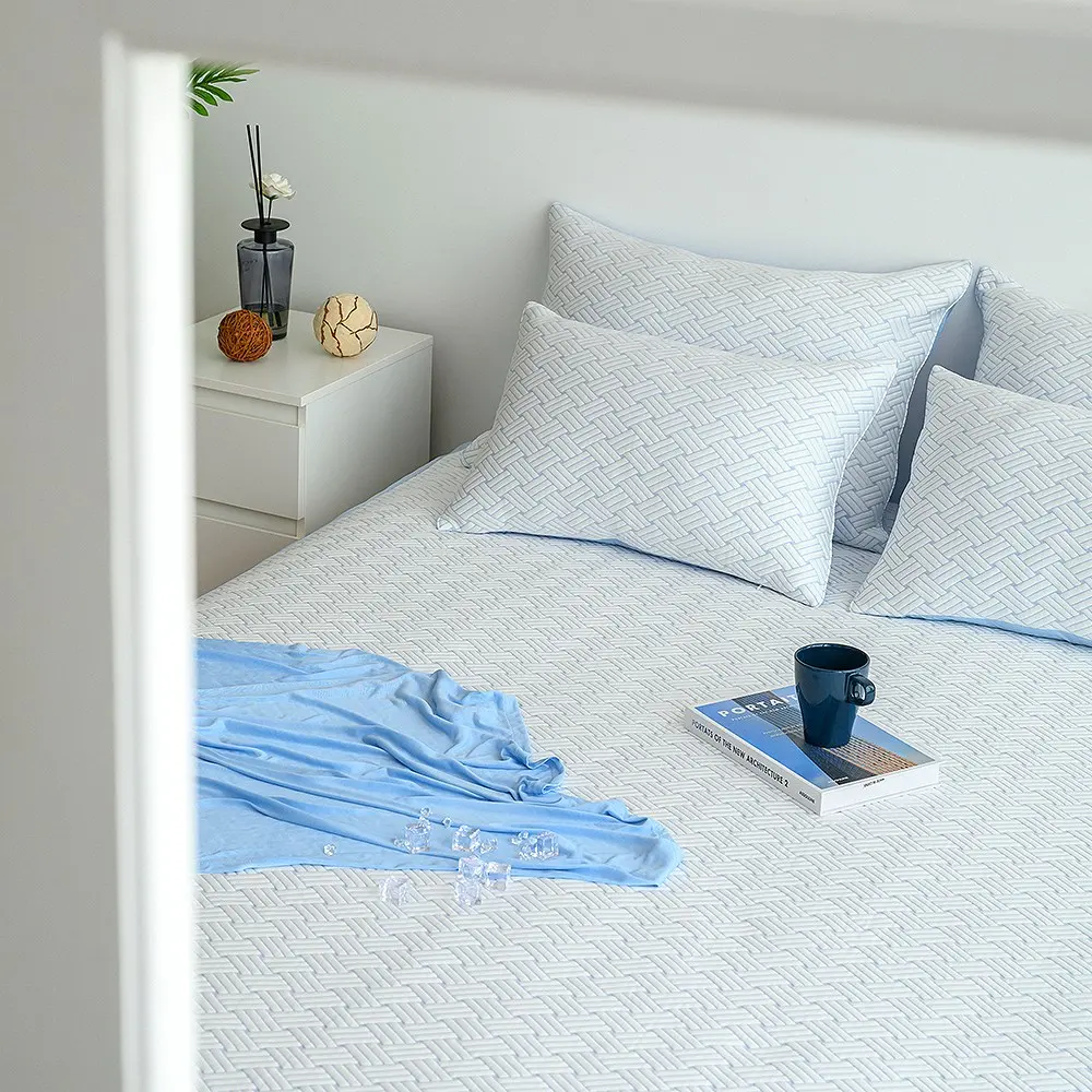 ONDACOOL Cooling Pad Summer Cool Mat Bed Pad OEKO-TEX Certified - Blue